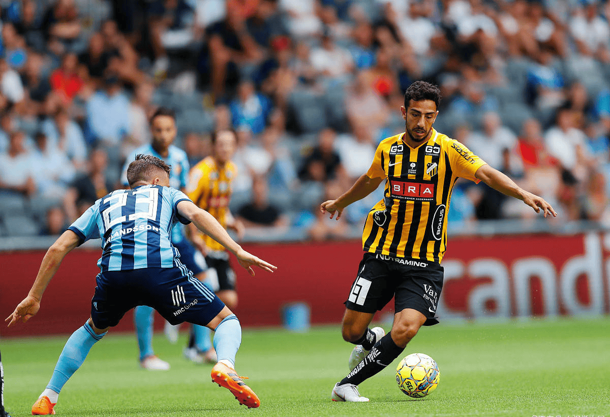 包含拉齐奥客场失分，前四形势不容乐观的词条