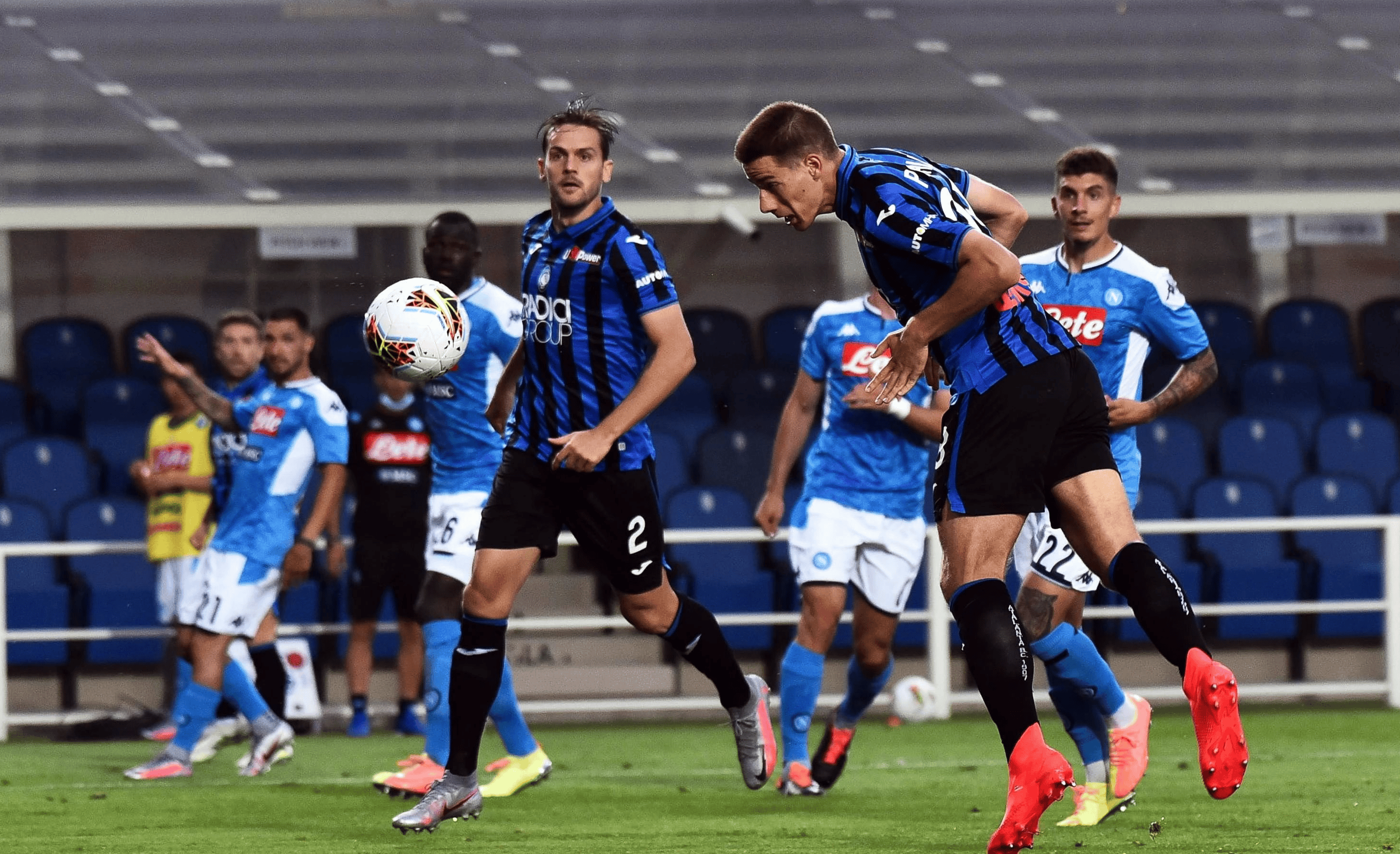 关于主场优势明显，球队轻松获胜的信息