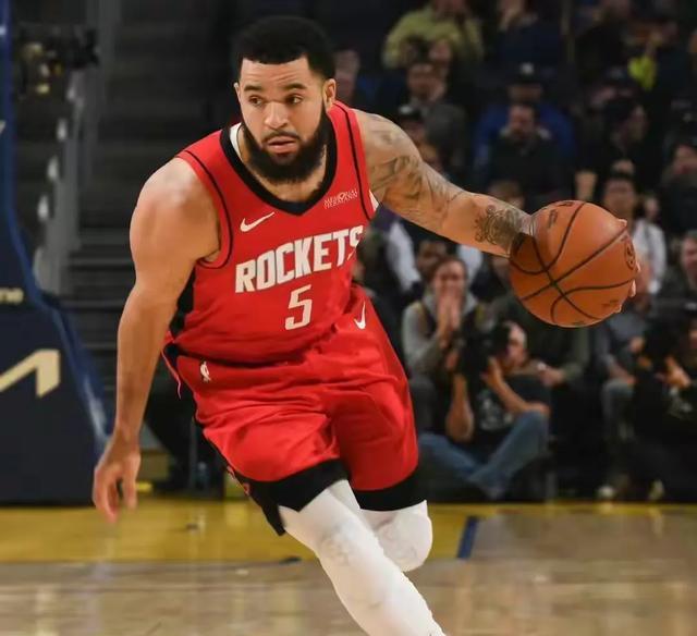 火箭惊险险胜猛龙，终结连胜纪录