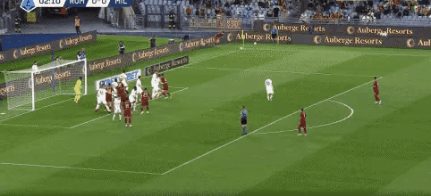 包含科洛佐夫科斯基破门，拉齐奥逼平AC米兰的词条