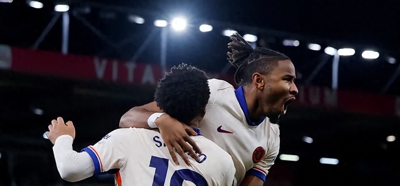 舍斯他菲路主场战胜伯恩茅斯，迎来开门红的简单介绍