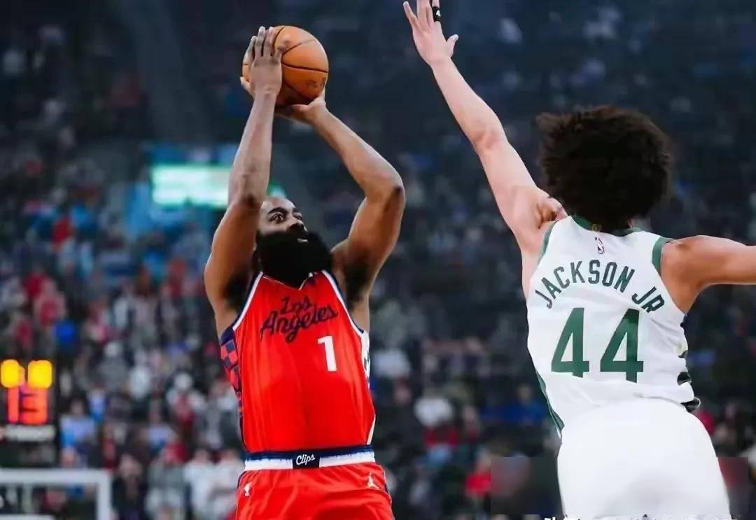  哈登赛事官方发布绝杀新规，湖人争议不断！